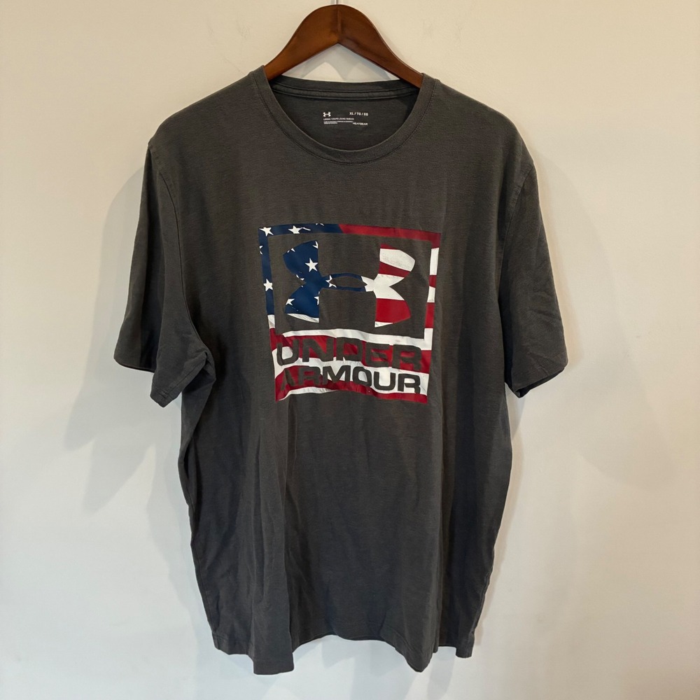 Under Armour Mens HeatGear American Flag Box Logo T-Shirt Gray XL Loose Fit 153